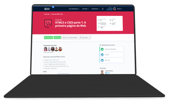 Um Notebook com um curso da Alura aberto